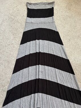 GAP Black and Gray Striped Maxi Dress